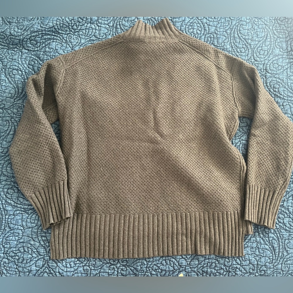Everlane 100% Cashmere Stroopwafel Sweater in Brown/ Dark Cacao - Picture 3 of 4
